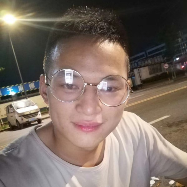 小馒头向多情的照片