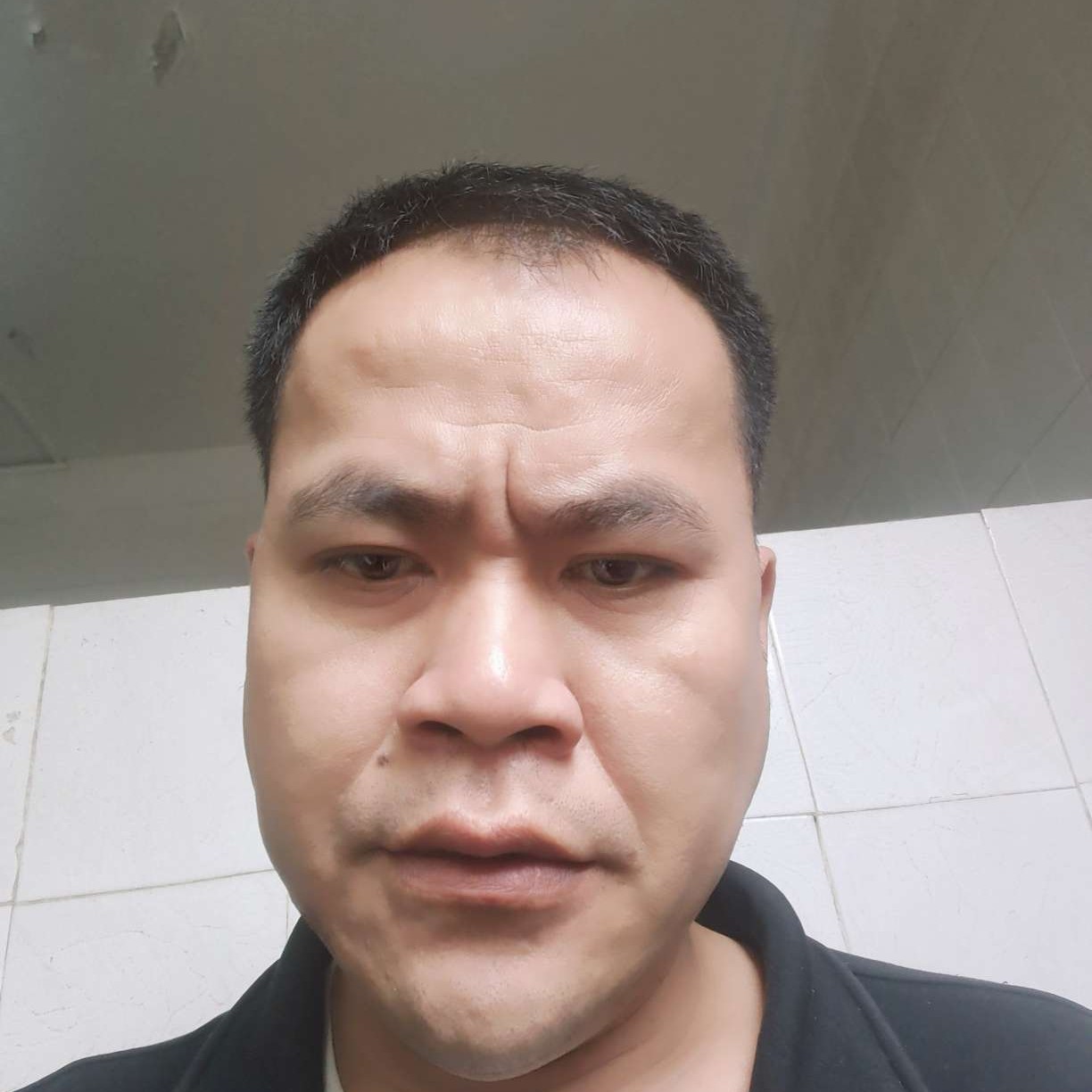 自由等于睫毛的照片