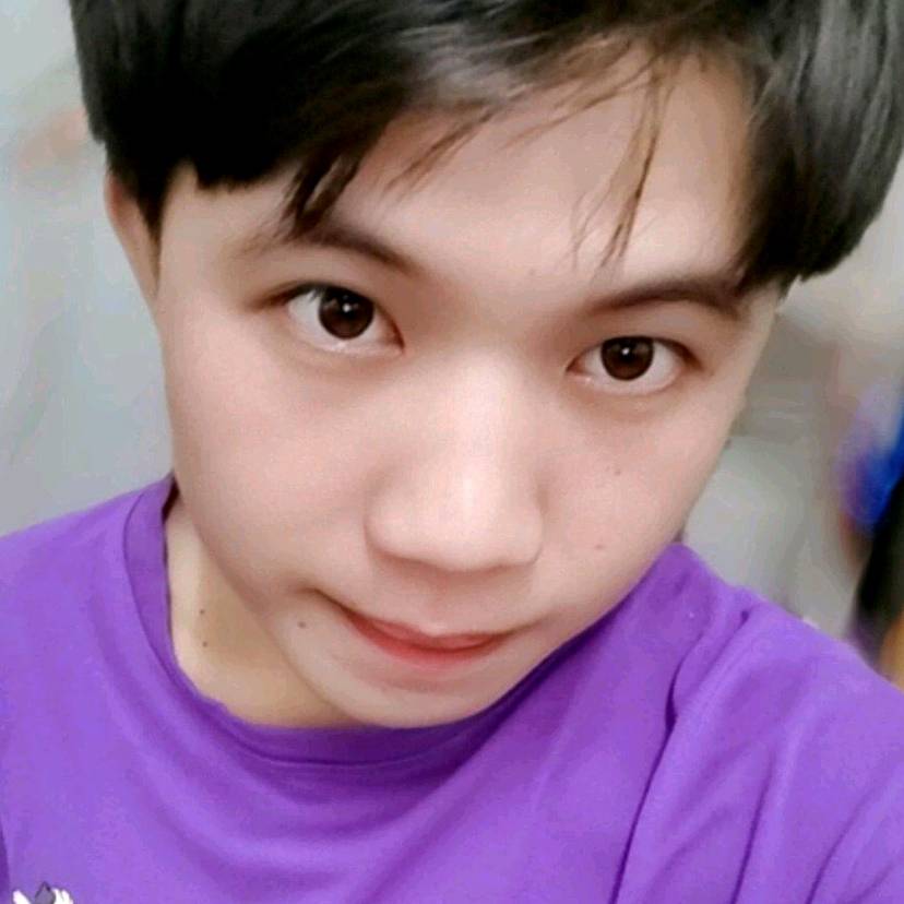 酒吧小陈的照片