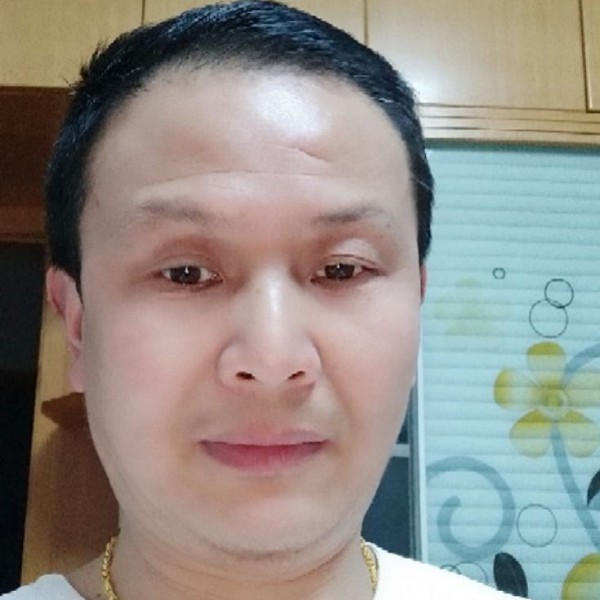 初夏的天空的照片