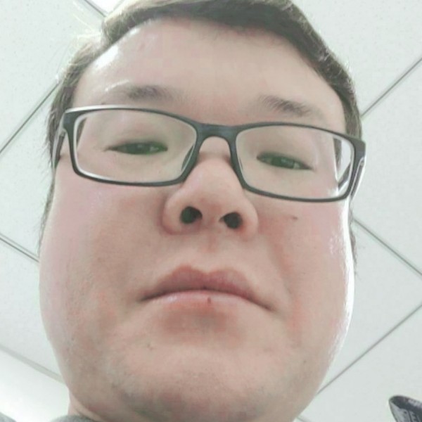 抽屉深拥欣慰的照片