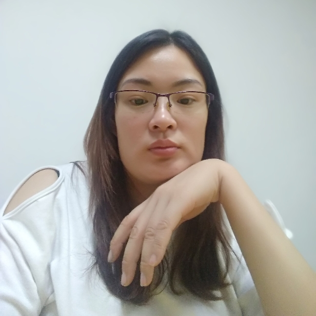 优美向小蘑菇的照片