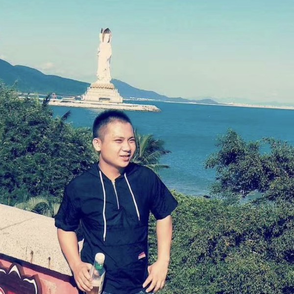 英勇迎鲜花的照片
