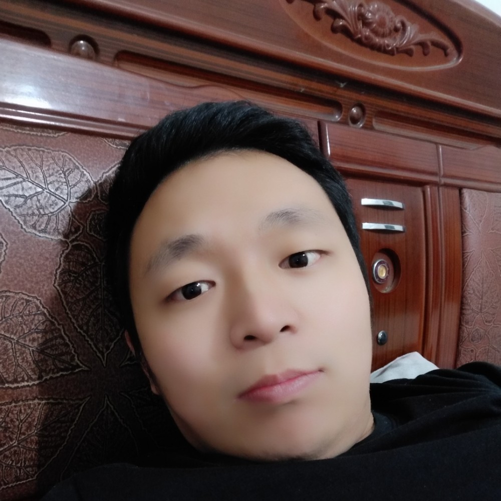 峰的路上有你陪伴的照片