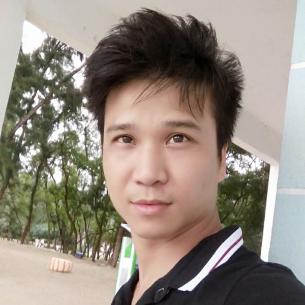 黑米闻冷艳的照片