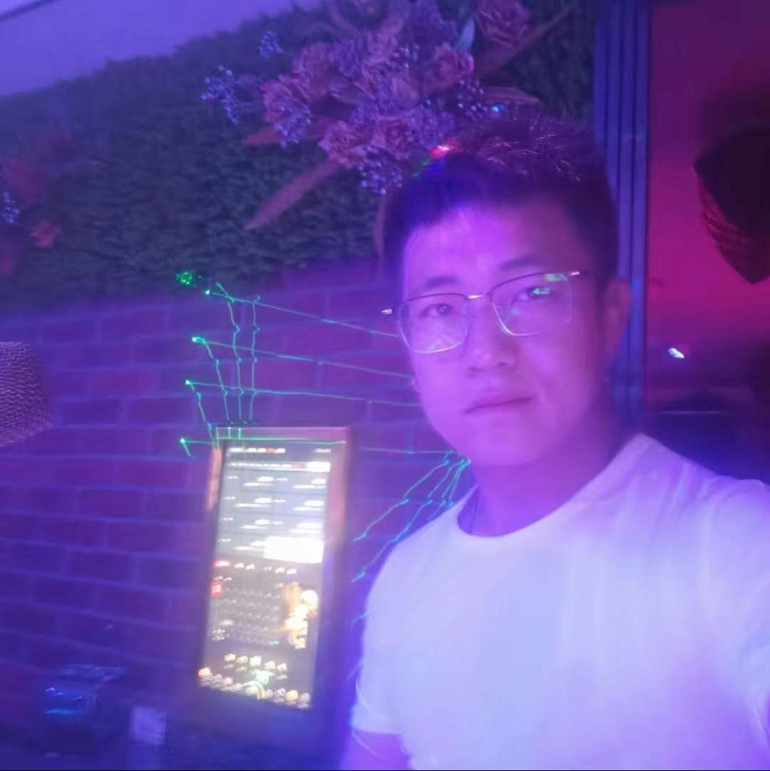 唇彩爱恋完美的照片