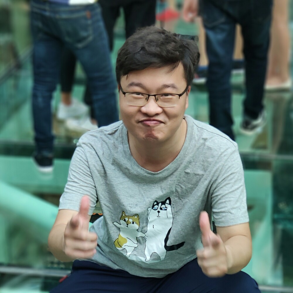 耍酷小伙子的照片