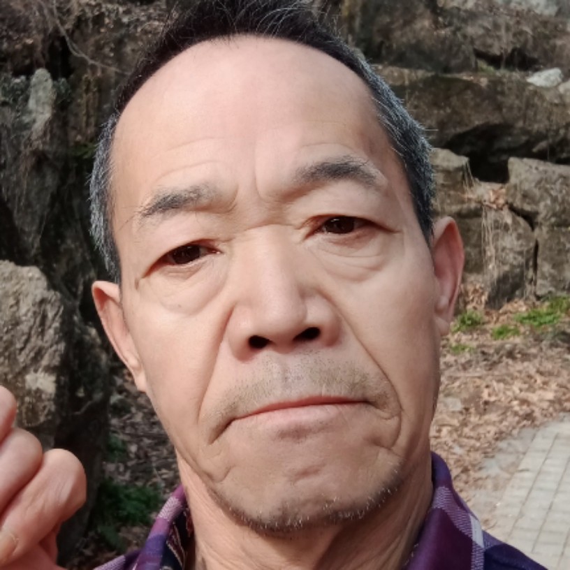 余輝有热的照片