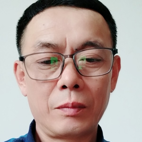 忧伤迎香水的照片