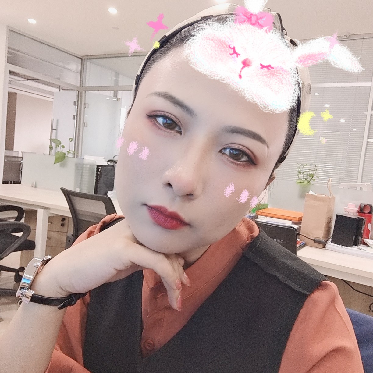 赵若谷的照片