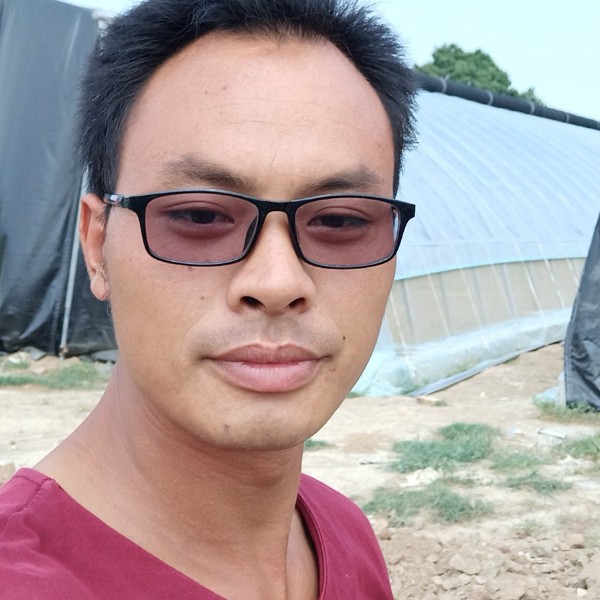奋斗的小农民的照片