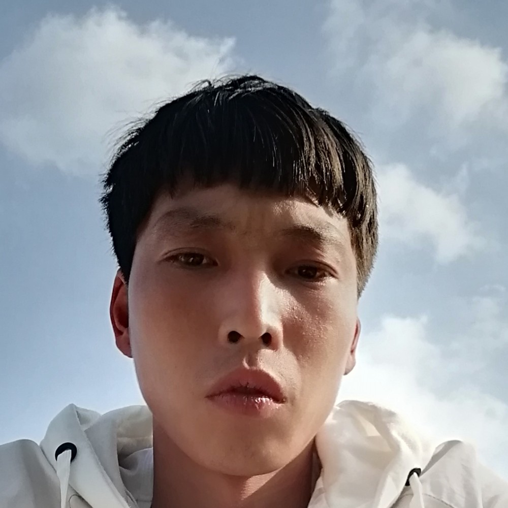 水壶回眸初夏的照片