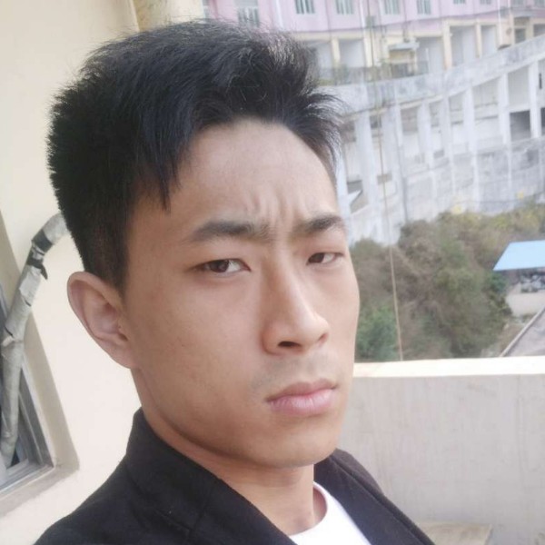 雨后的夜的照片