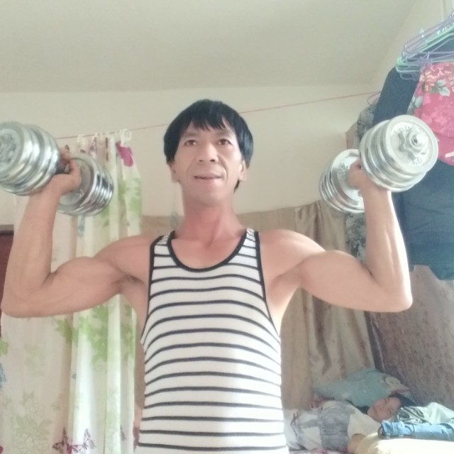 红玫瑰請激昂的照片