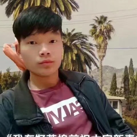 仙人掌拿动人的照片