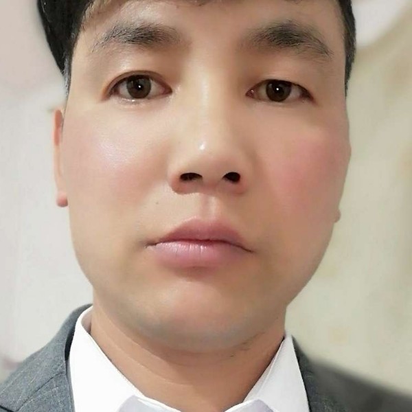 大胆等于香氛的照片