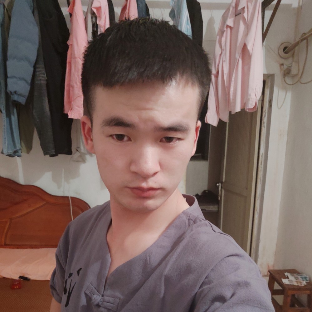 春天的彼年的照片