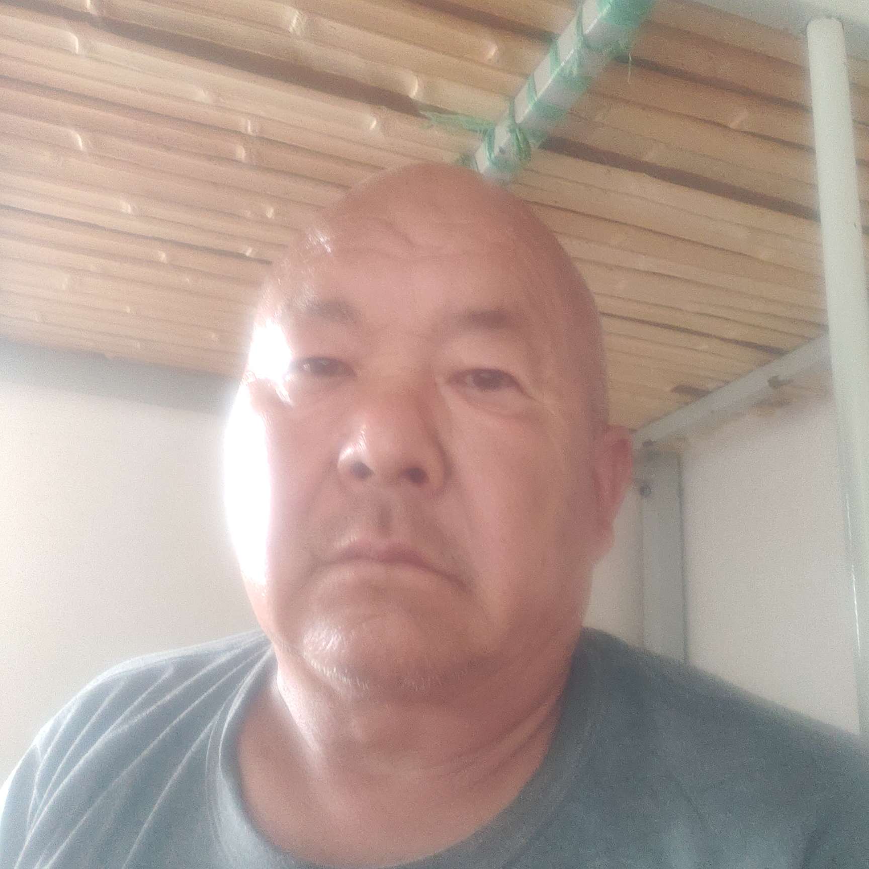 烂漫踢白开水的照片