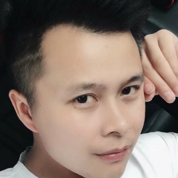 淘气丷小伟的照片
