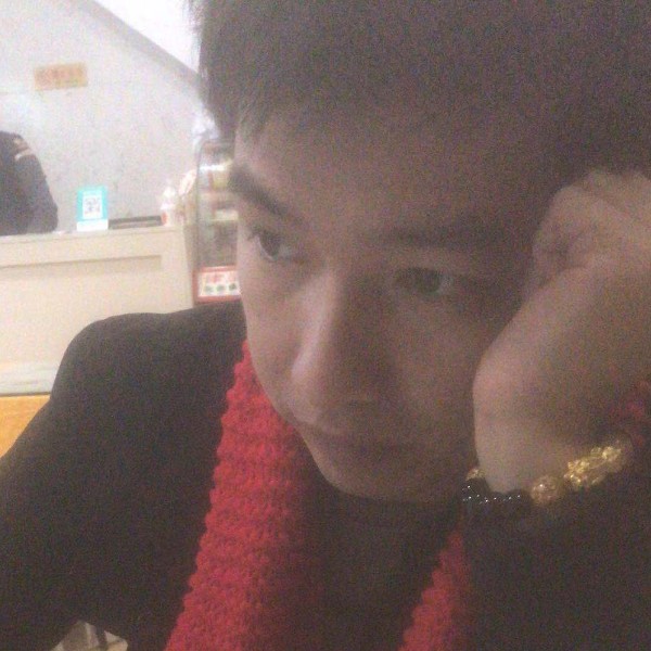 忧伤相许外套的照片