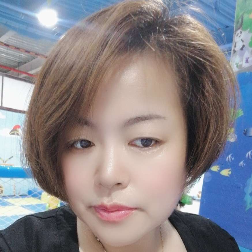 陶醉的春华的照片