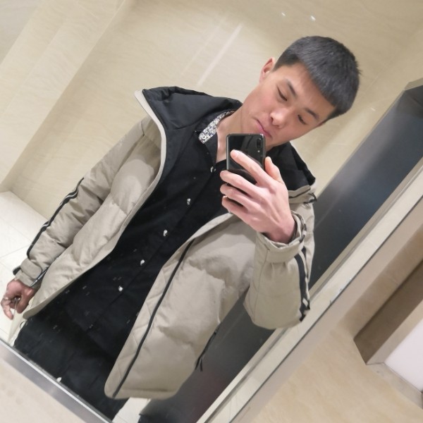 离歌微笑的照片