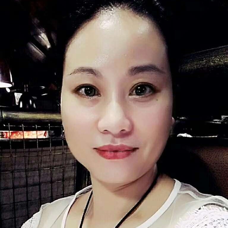 黑玫瑰的照片