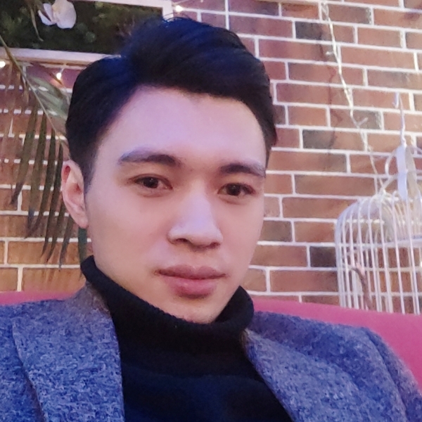 小潘的老潘的照片