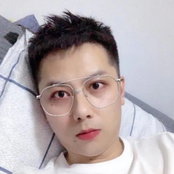 靠自己111的照片