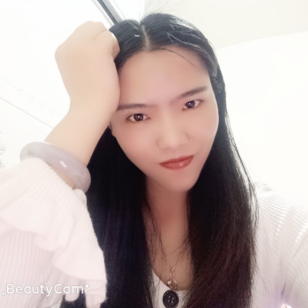 韦昭娜的照片
