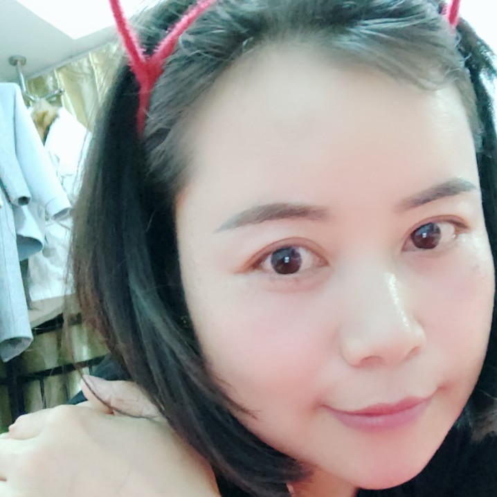 秀丽碧影的照片