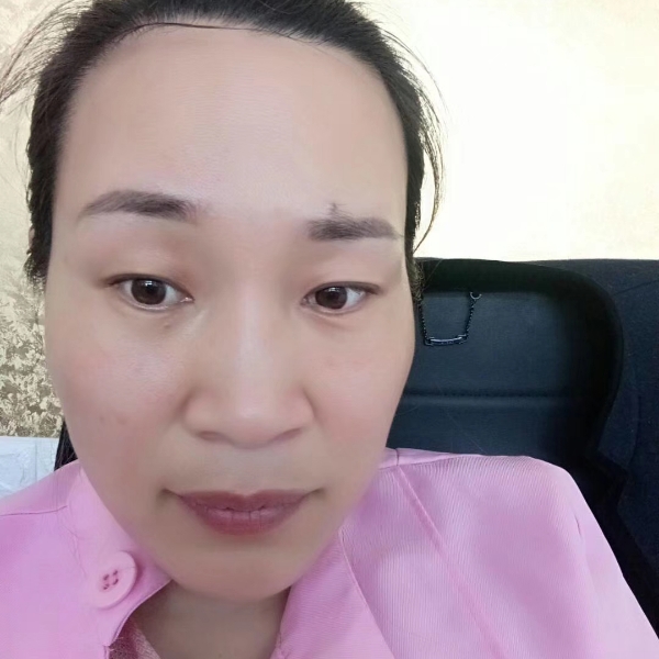 眼神漫步任性的照片