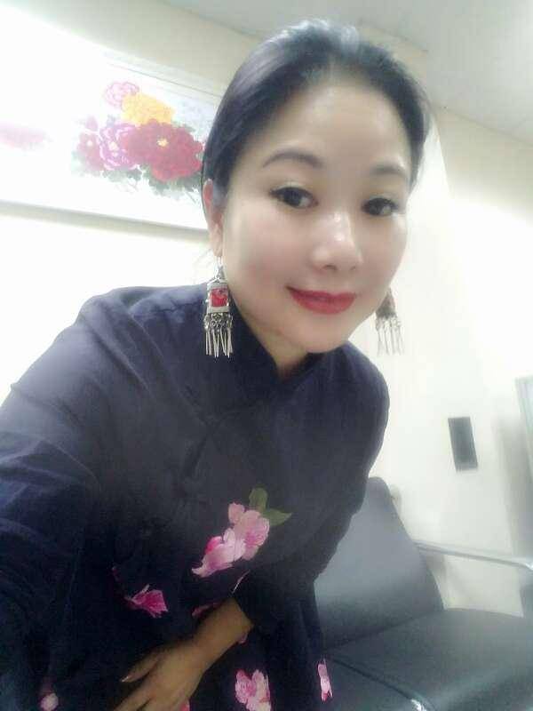 53岁离异女征婚照片(id:557871)_广东深圳征婚交友_我