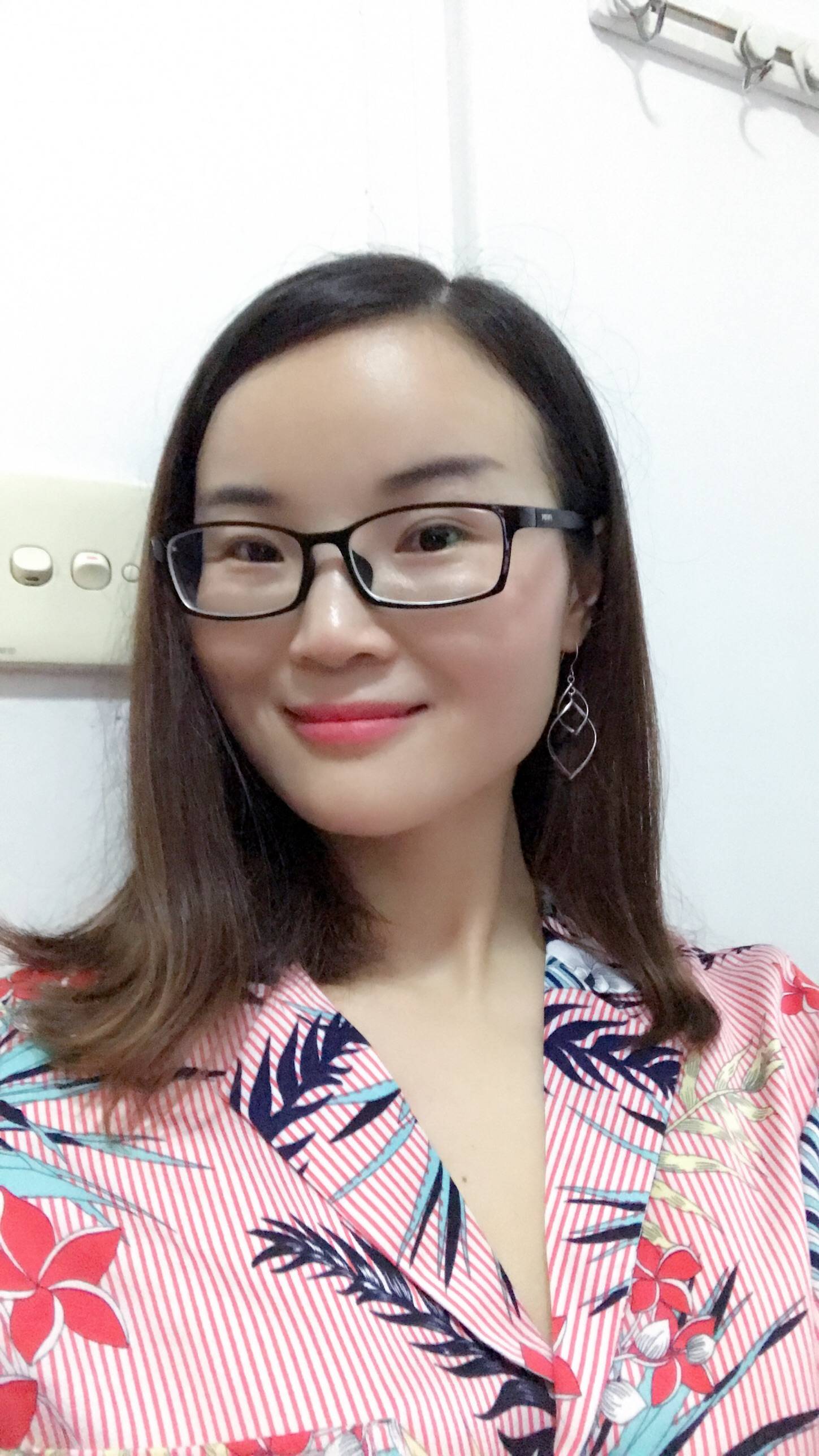 33岁离异女征婚照片(id:729817)_广东广州征婚交友_我主良缘网