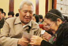 父母替孩子相亲 想攀亲是有技巧可言的