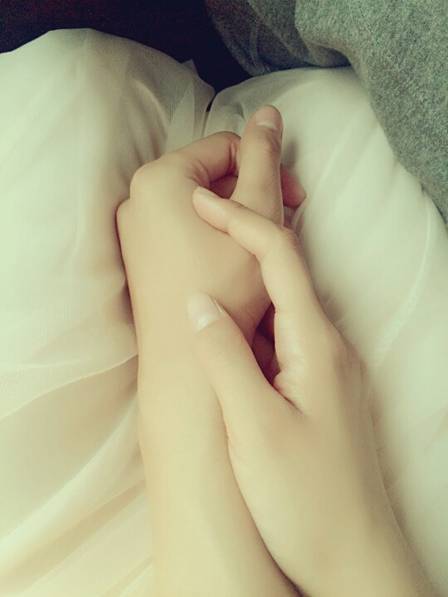 牵她的手，就在厦门缘分巴士上
