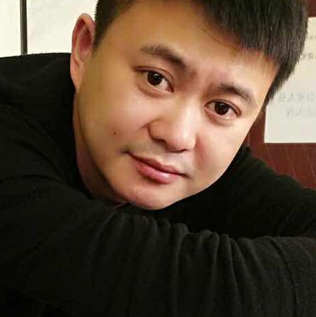 落拓河马的照片
