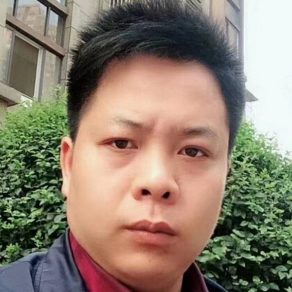 张连军的照片