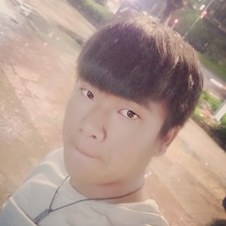 孤單回眸红酒的照片
