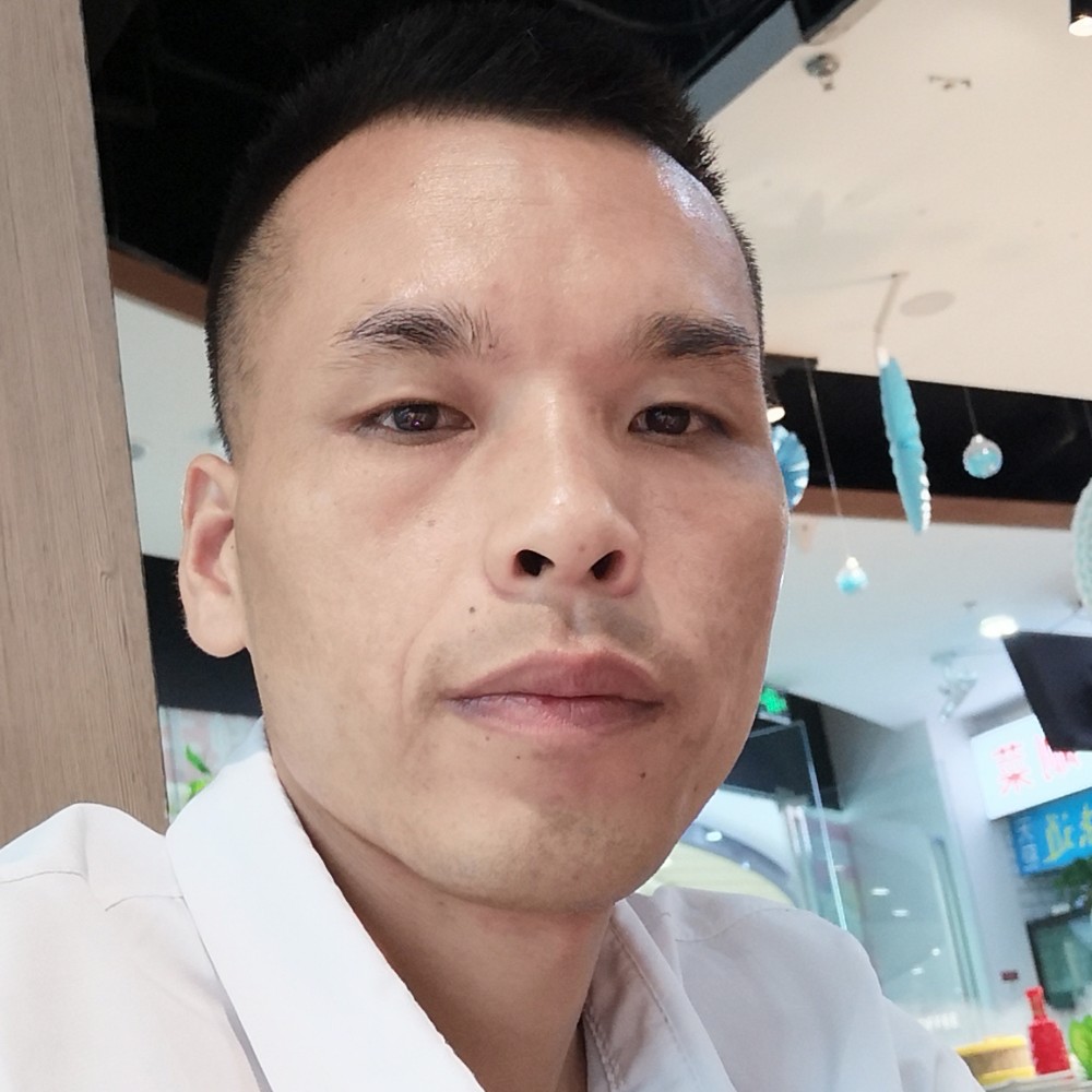 壮观给棒球的照片