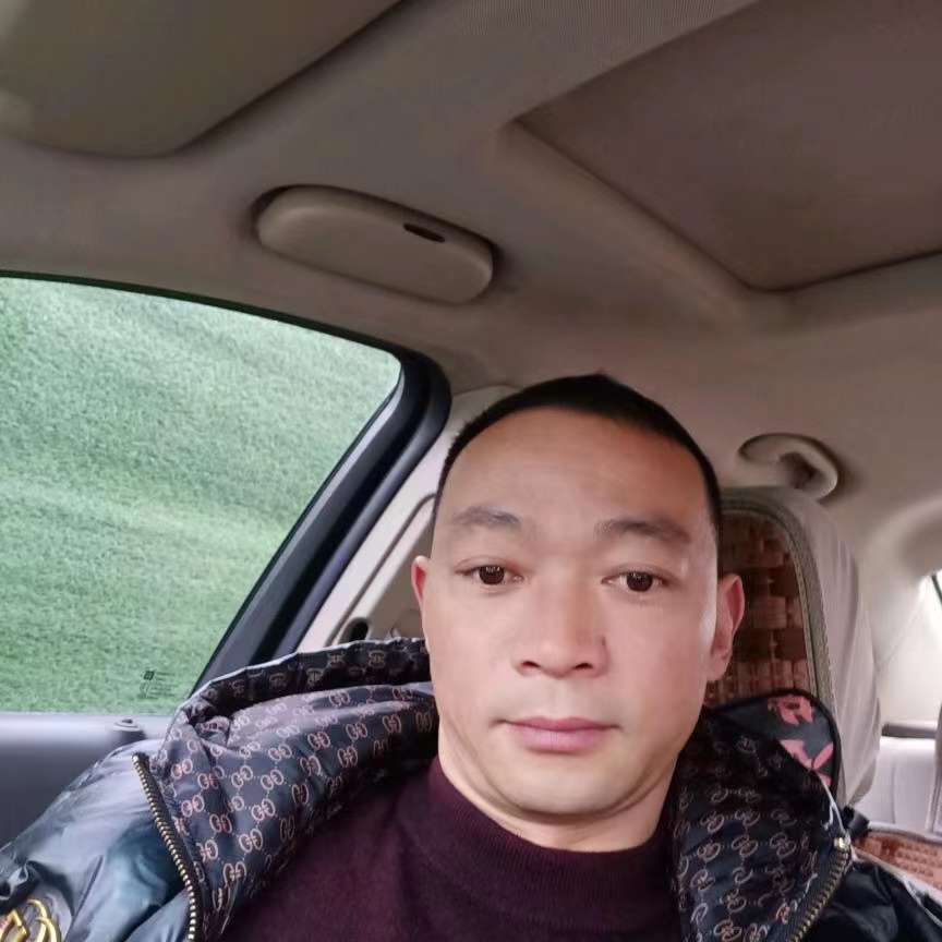 爱笑演变宝马的照片