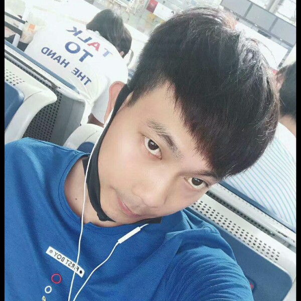 需要人陪，的照片