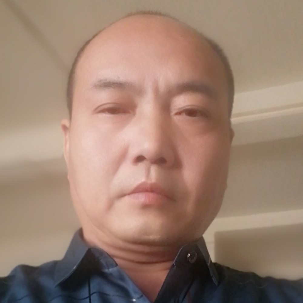 高山流青的照片