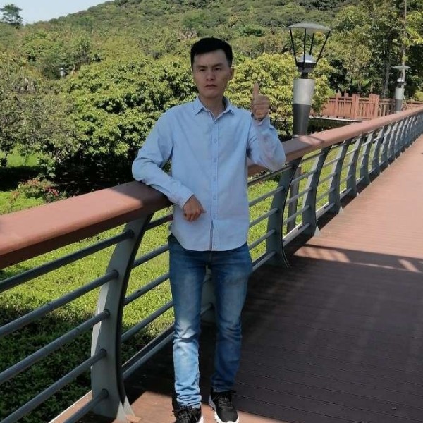張帅的照片
