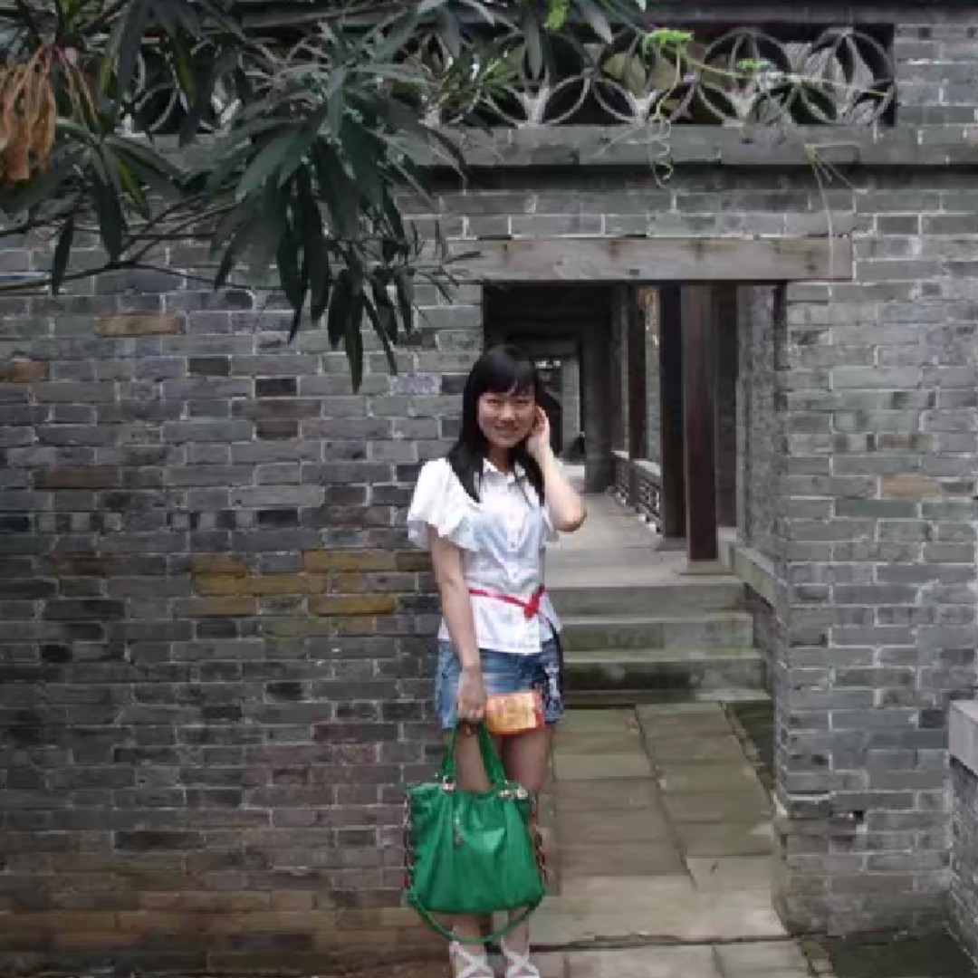 小米虫子的照片