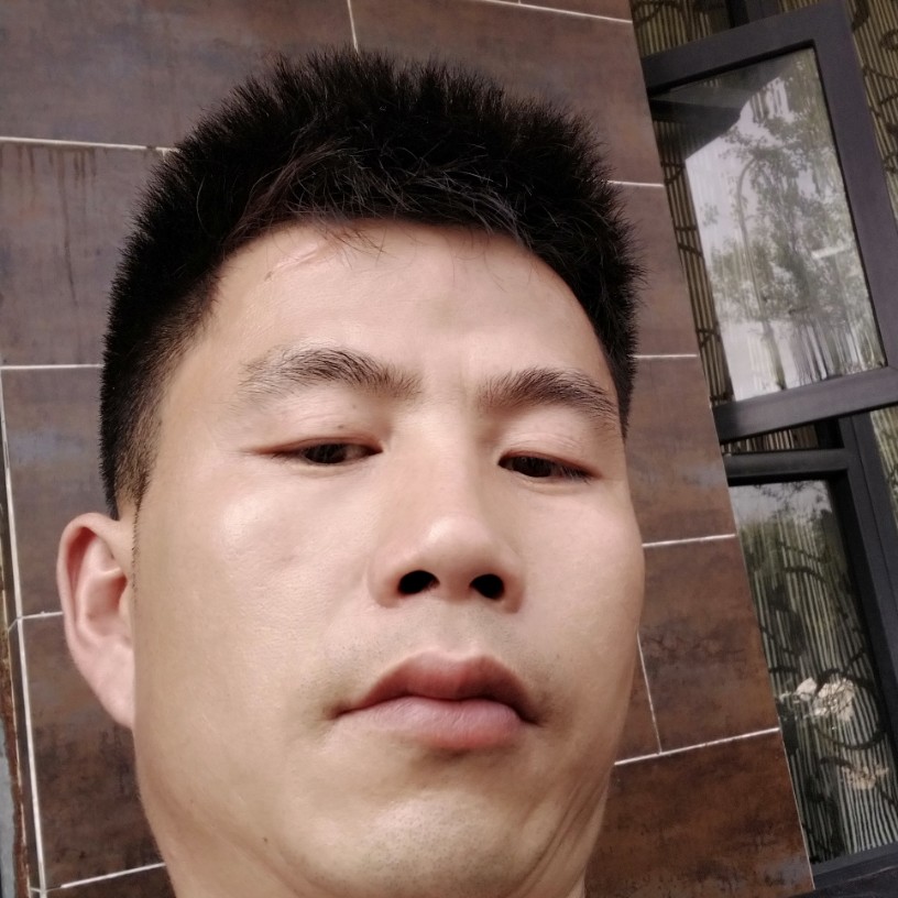 风中蹙眉韶华的照片