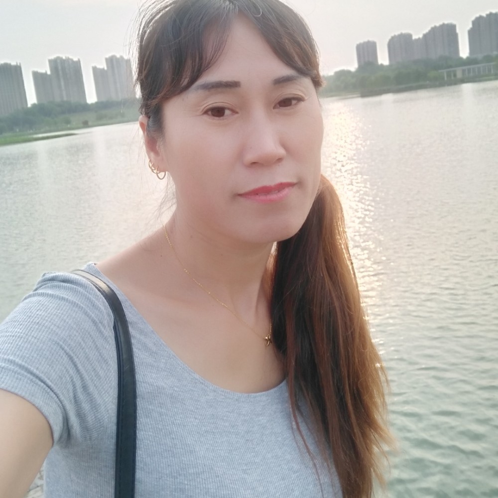 故意陌颜的照片