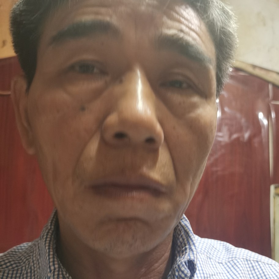 本人叫努力拼博的照片