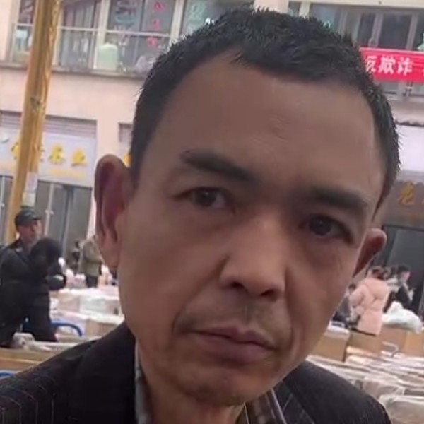 凉面放弃自由的照片