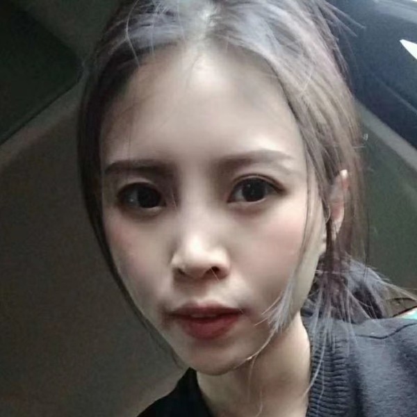 懦弱凝眸钢笔的照片